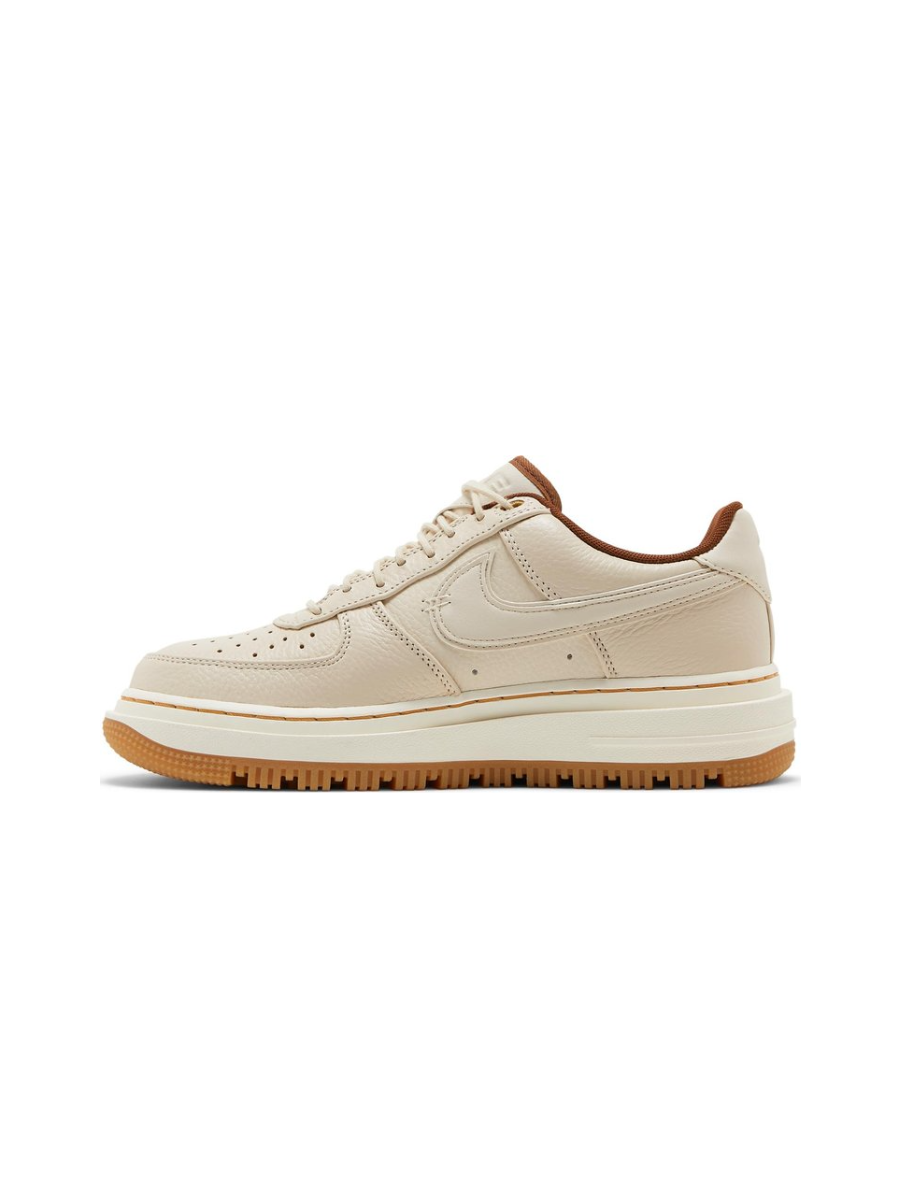Кроссовки осенние низкие унисекс Nike Air Force 1 Luxe Pecan Картинка Кроссовки осенние низкие унисекс Nike Air Force 1 Luxe Pecan