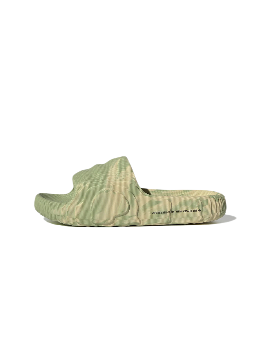 Картинка Сланцы Adidas Adilette 22 Slides Magic Lime Desert Sand